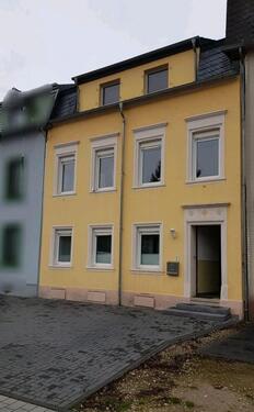 Foto - Einfamilienhaus zu vermieten - 1.350,00 EUR Kaltmiete,