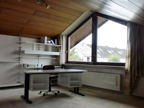 Foto - 3 Zimmer Dachgeschoßwohnung zur Miete in Schloß Holte-Stukenbrock
