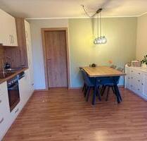 Helle Wohnung im Erdgeschoss - 550,00&nbsp;EUR Kaltmiete, ca.&nbsp; 56,00&nbsp;m&sup2; in Teunz (PLZ: 92552)