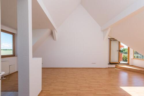 Foto - Dachgeschoss-Wohnung mit 2 Zimmern in Ostsee-Nähe zu vermieten