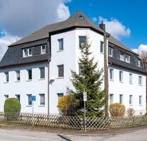 Sonnige Eigentumswohnung mit Stellplatz & Gartenoption - Oelsnitz (Erzgebirge)