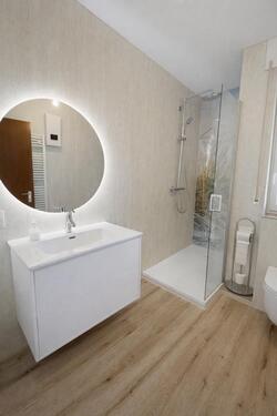 Foto - Gepflegte 2-Zimmer-Wohnung, Balkon, Einbauküche, Garage, MG Ohler