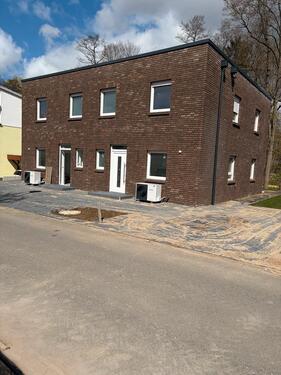 Foto - NEUBAU !!! DHH zu Vermieten - 1.250,00&nbsp;EUR Kaltmiete, ca.&nbsp; 115,00&nbsp;m&sup2;