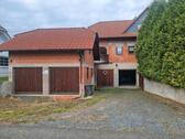 Foto - Zweifamilienhaus mit Garagen - 295.000,00 EUR Kaufpreis,