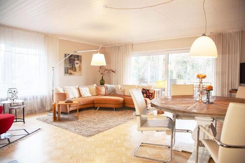 Foto - Moderne 5 Zimmer Wohnung mit eigenem Garten