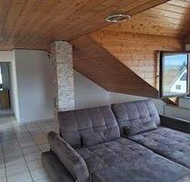 Helle 4-Zimmer-Dachgeschosswohnung mit Einbauküche 650,00 € - Großwallstadt