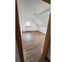 Helle 2-Zimmer-Dachgeschosswohnung Halver Sternberger Str.