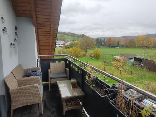 Foto - 4-Zi-DG-Whg mit Aussicht in MFH in Wächtersbach Neudorf (v. priv)