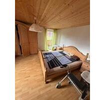 Bauernhaus mit 5 Schlafzimmern, Stall und Scheune - Altenstadt