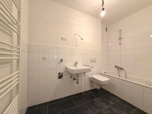 Foto - Neue Wohnung, neues Glück! 4,5-Zimmer-Wohnung (WBS)