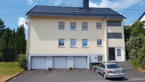 Foto - Dreifamilienhaus in zentraler Lage von Westerburg