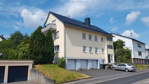 Foto - 13 Zimmer Mehrfamilienhaus, Wohnhaus zum Kaufen in Westerburg
