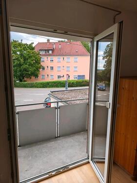 Foto - Möbliertes WG Zimmer mit Balkon in S-Ost