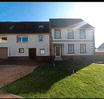 Mehrfamilienhaus - 245.000,00&nbsp;EUR Kaufpreis, ca.&nbsp; 320,00&nbsp;m&sup2; in Schiffweiler (PLZ: 66578)