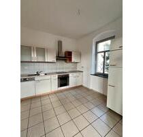 Einladende 2-Zi Altbauwohnung mit Balkon, EBK und Stellplatz auf dem Grundstück in ruhiger Lage - Dresden Blasewitz