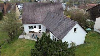 Foto - Haus in wunderschöner Hanglage mit Ausblick