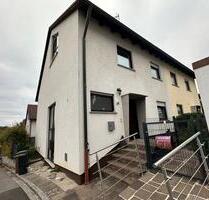 Traumhafte Doppelhaushälfte mit Garten, Terrasse und Garage - Leinburg