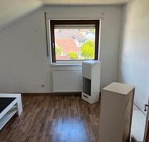Dachgeschosswohnung - 525,00 EUR Kaltmiete, in Neuhof (PLZ: 36119)