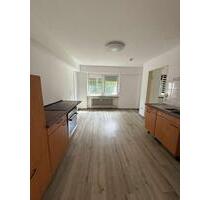 Moderne 2 ZKB mit angrenzender Terrasse - Saarbrücken Eschberg