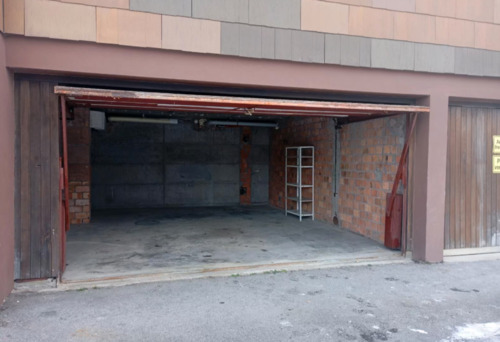 Foto - Gepflegte DOPPELGARAGE & STELLPLATZ inkl. Strom ++ AB SOFORT ++