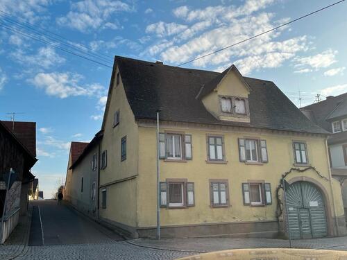 Foto - Bauernhaus, Landhaus zum Kaufen in Eichstetten am Kaiserstuhl