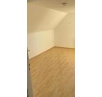 Top zentr.Lage! (n.AKH) 2 -Zim.- Whg. m. Garten & Garagenmgl. - Celle Altenhagen