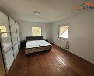 Helle und gemütliche Mietwohnung in Zweifamilienhaus in ruhiger Ortslage von Steinau-Marjoß - Steinau an der Straße