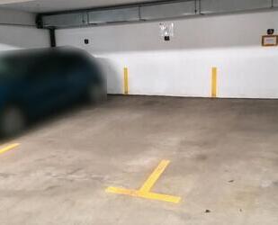 Tiefgaragenstellplatz im Zentrum von Waldkirchen zu vermieten - Garage, Stellplatz.