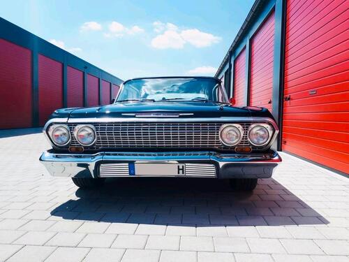 Foto - Garage Lager Garagenpark Gewerbehalle Lagerhalle Halle