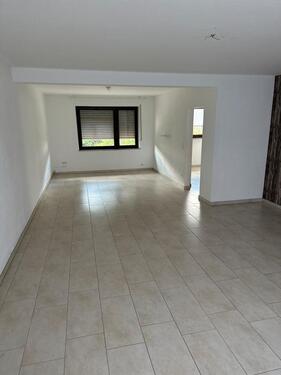 Foto - Schöne 3-Zimmer-Wohnung mit Fußbodenheizung und Stellplatz in Obe