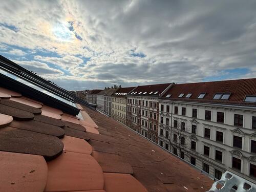 Foto - Renovierte 1-Zimmer-Dachgeschosswohnung