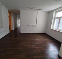 Flexible 150qm Bürofläche mit sechs Einzelbüros zu vermieten - Wunsiedel