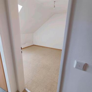 Foto - 2 Zimmer Dachgeschoßwohnung zur Miete in Solingen
