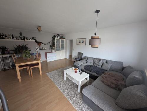 Foto - Helle 3-Zimmer Wohnung mit Balkon im 2. OG in Heilbronn Kernstadt