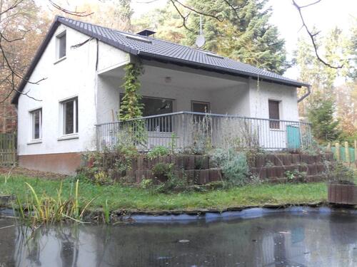 Foto - Einmalige Chance - freistehendes EFH in naturnaher Lage