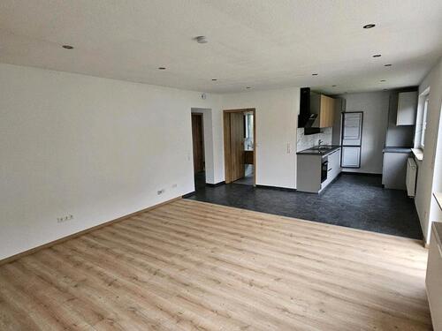 Foto - 3 Zimmer Einliegerwohnung komplett renoviert