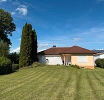 Traumhafter Bungalow mit großem Gartengrundstück - Osterhofen