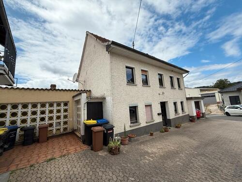 Foto - Charmantes Einfamilienhaus mit Potenzial und Ausbaureserve