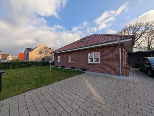 Foto - Top geflegter Bungalow mit Carport und Garten zu vermieten
