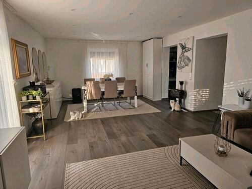 Foto - Exclusive Neu Renovierte 3 Zimmer Whg.Garage Garten