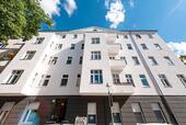 Foto - Für die ganze Familie: Vermiete 5-Zimmer-Altbauwohnung mit Balkon auf 129m² - PROVISIONSFREI