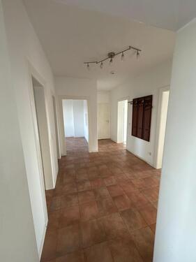 Foto - Günstige 4-Zi.-Wohnung!!! - 510,00 EUR Kaltmiete,