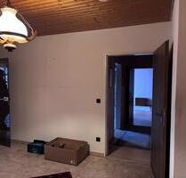 Dachgeschosswohnung in ruhiger Waldrandlage, mit Loggia - Hamminkeln