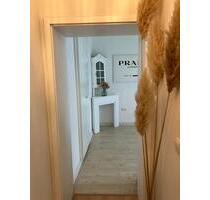 Wohnung 1,5 Zimmer an UNTERMIETERIN zu vermieten ab Mai 2026 - Düsseldorf Stadtbezirk 9