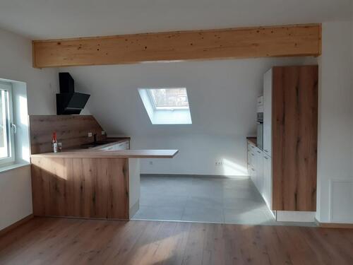 Foto - Dachgeschosswohnung - 850,00&nbsp;EUR Kaltmiete, ca.&nbsp; 104,00&nbsp;m&sup2;