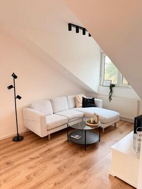 Foto - Helle 2-Zimmer Wohnung mit Balkon und Parkplatz in Schornsheim