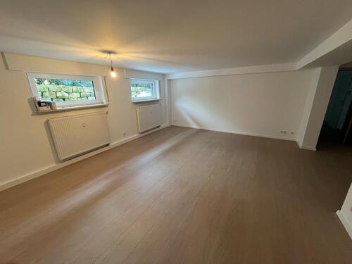 Foto - 2-Zimmer-Souterrainwohnung mit großer Terrasse - 87m² - Toplage