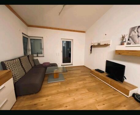 Foto - Neuwertige 2-Zimmer-Wohnung mit Balkon in Pilsting