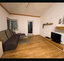 Neuwertige 2-Zimmer-Wohnung mit Balkon in Pilsting