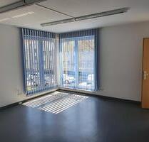 Büro oder Wohnung in zentraler Lage - Oschersleben (Bode)